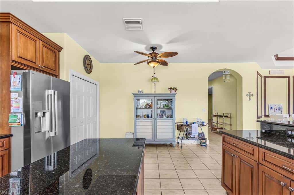 2441 9th Ter, Cape Coral, photo 23
