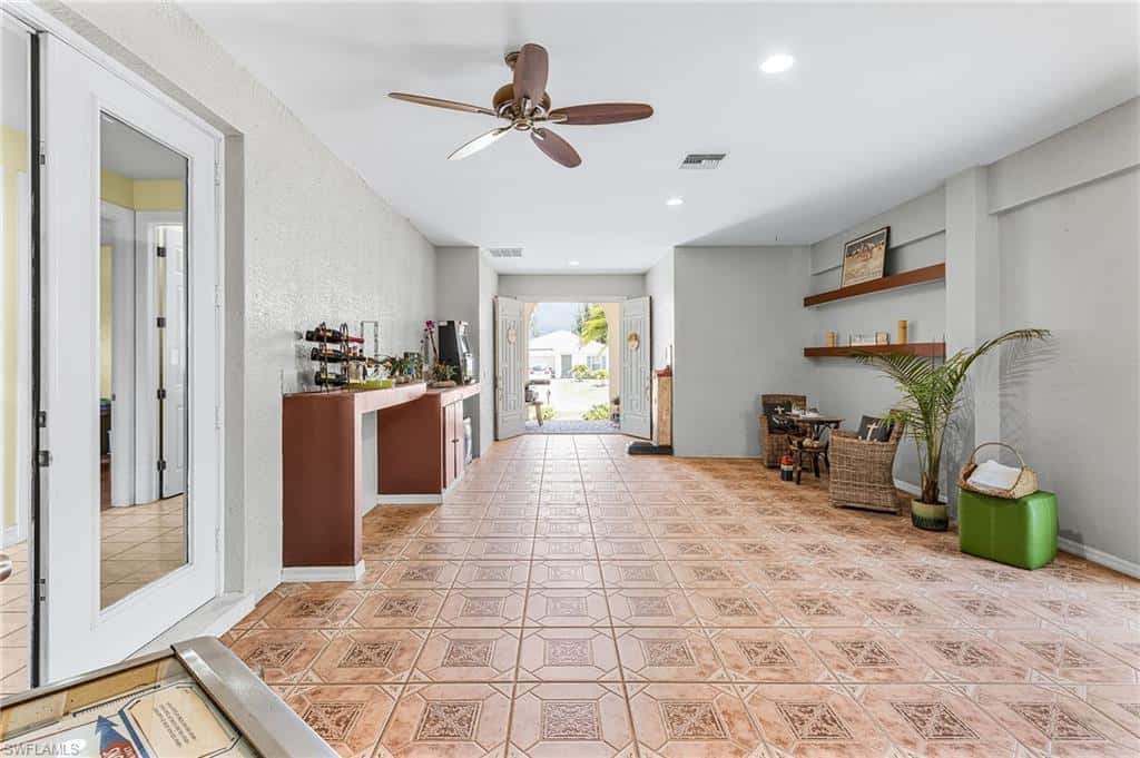 2441 9th Ter, Cape Coral, photo 13