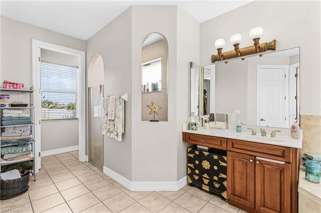 2441 9th Ter, Cape Coral, photo 12