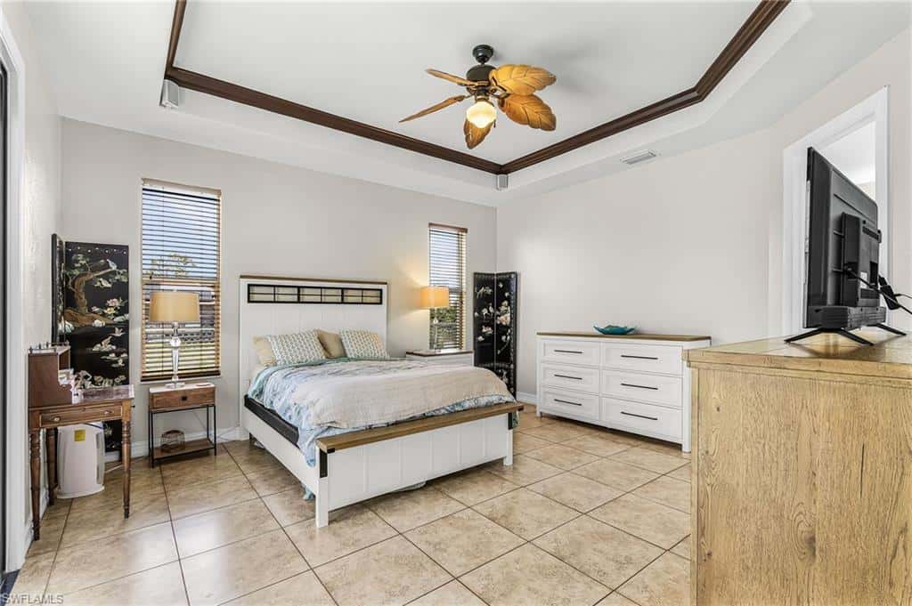 2441 9th Ter, Cape Coral, photo 10