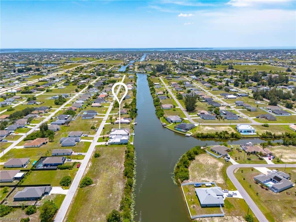 2441 9th Ter, Cape Coral, photo 31