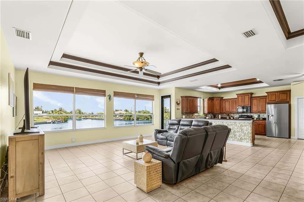 2441 9th Ter, Cape Coral, photo 8