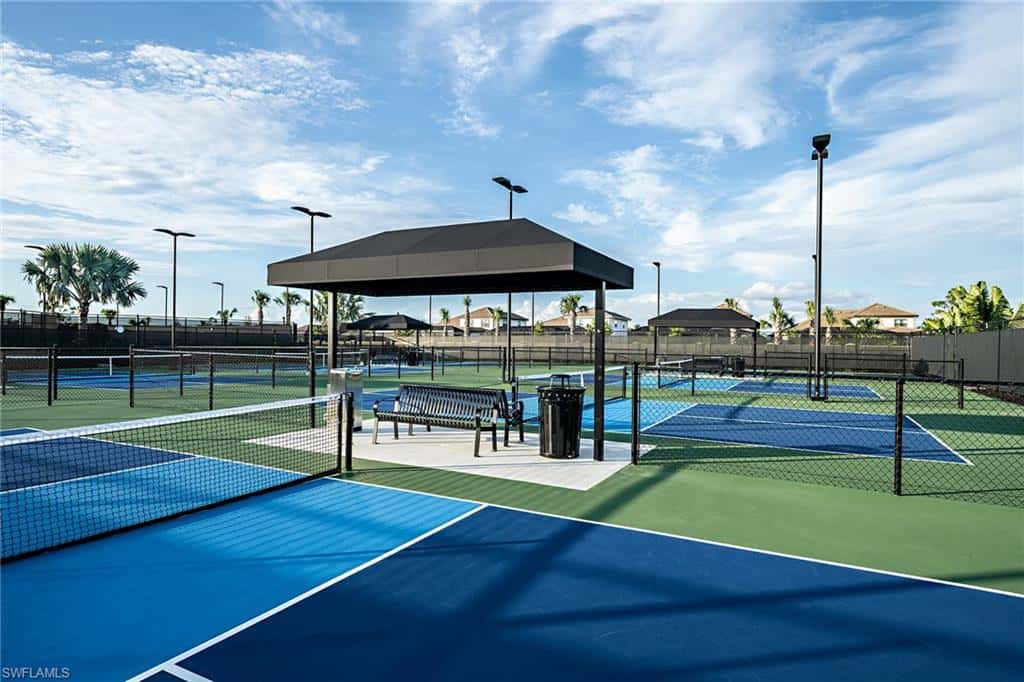 15785 Genova Dr, Naples, photo 28