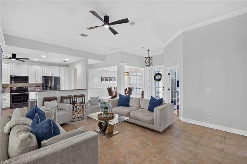 25020 Divot Dr, Bonita Springs, photo 6