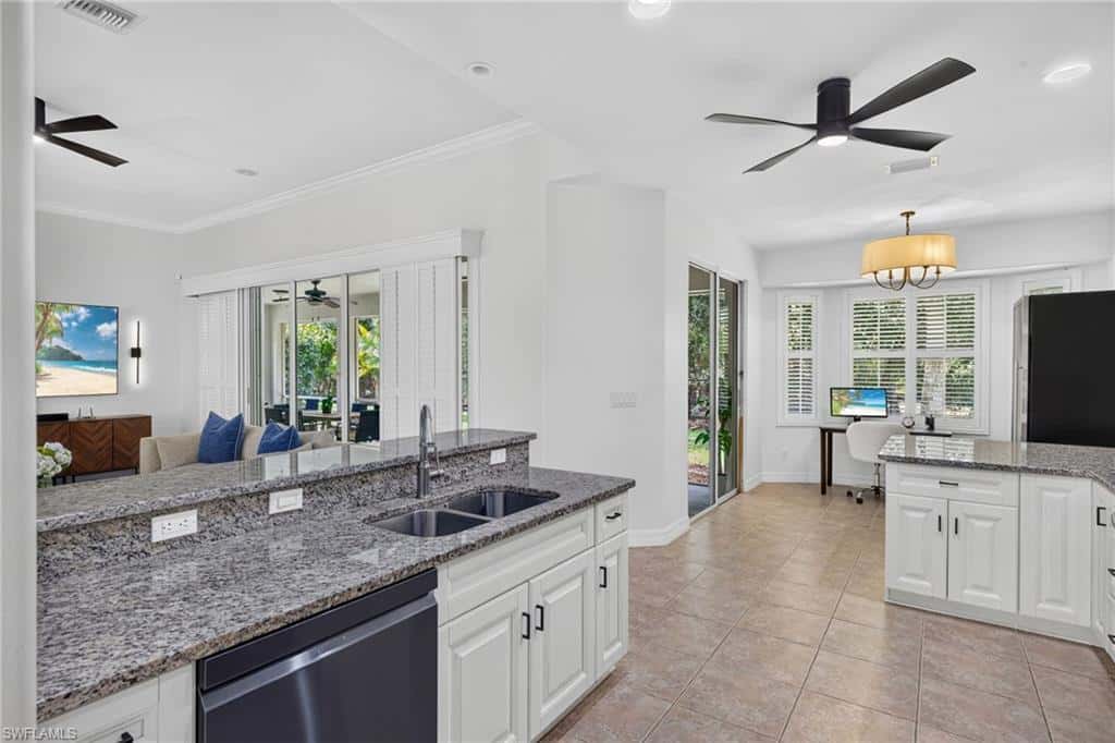 25020 Divot Dr, Bonita Springs, photo 13