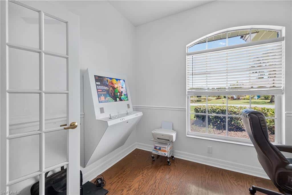 25020 Divot Dr, Bonita Springs, photo 17