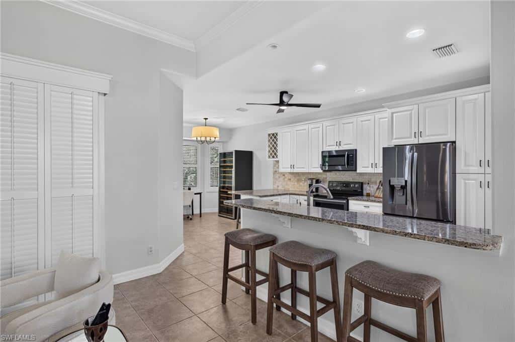 25020 Divot Dr, Bonita Springs, photo 9