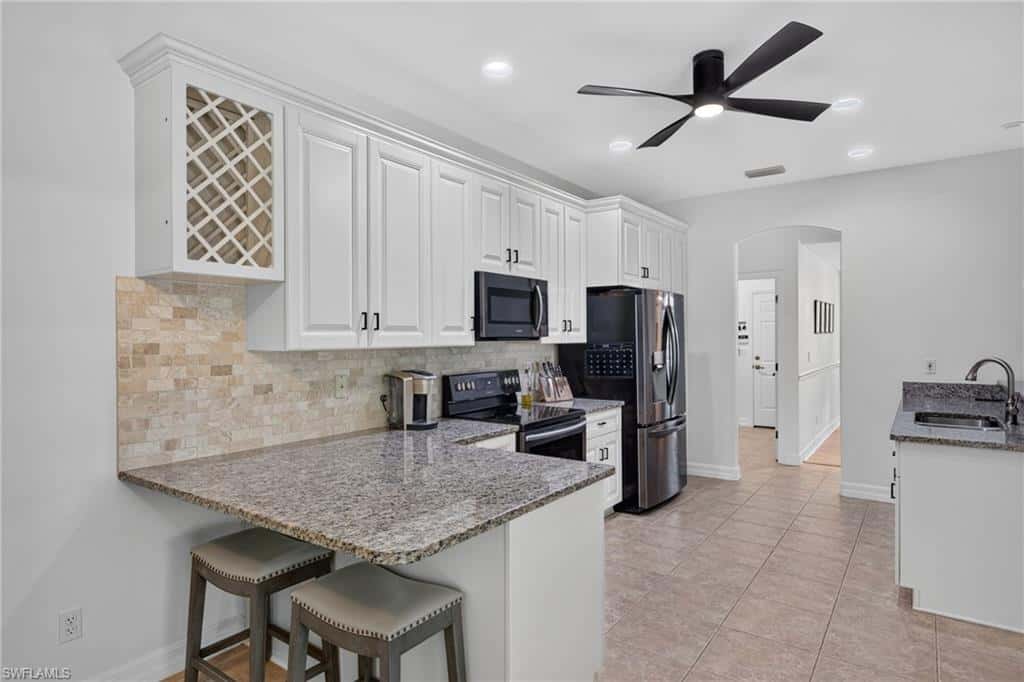 25020 Divot Dr, Bonita Springs, photo 11