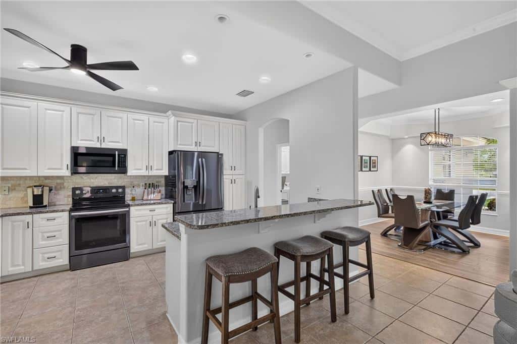 25020 Divot Dr, Bonita Springs, photo 8
