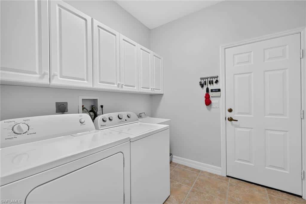 25020 Divot Dr, Bonita Springs, photo 25