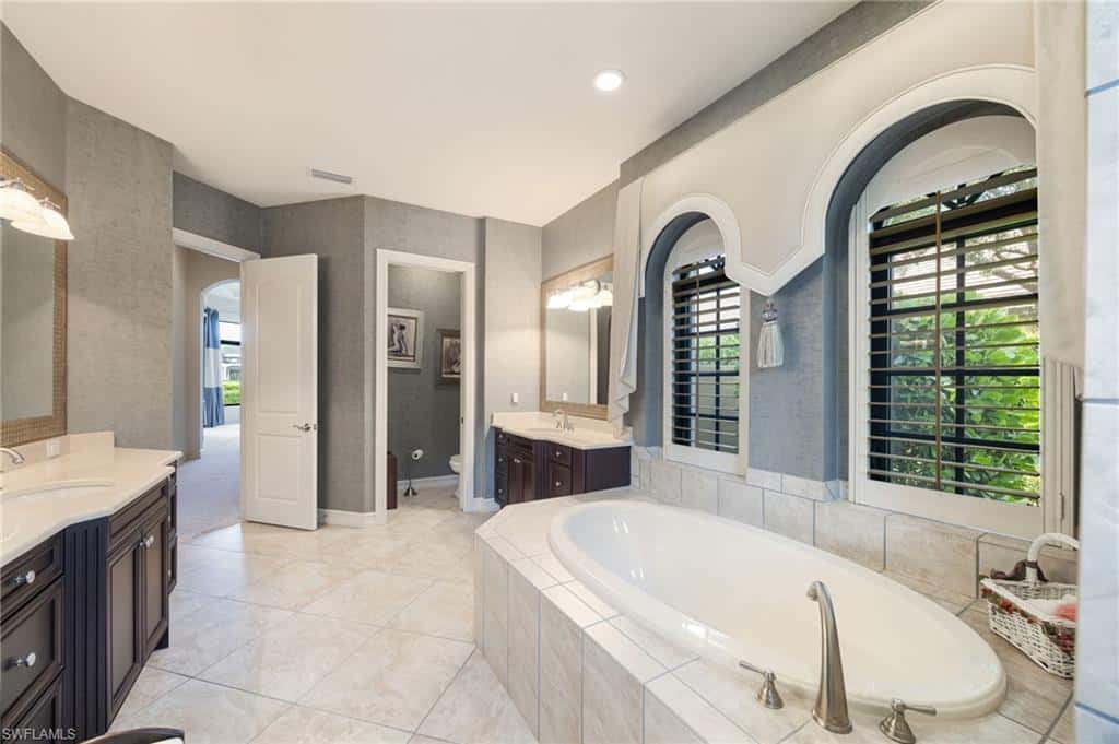 4149 Cortland Way, Naples, photo 32