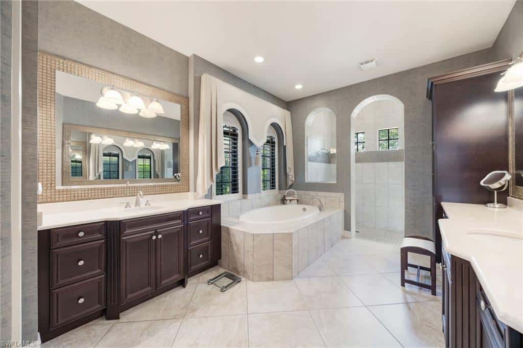 4149 Cortland Way, Naples, photo 31