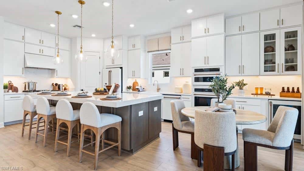 15697 Genova Dr, Naples, photo 6