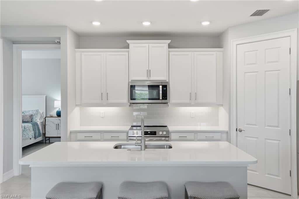 28056 Seasons Tide Ave, Bonita Springs, photo 10