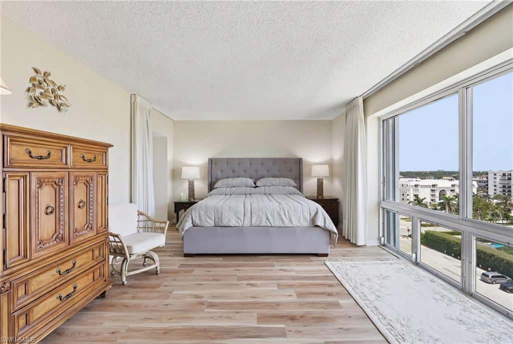 3951 Gulf Shore Blvd #700, Naples, photo 13