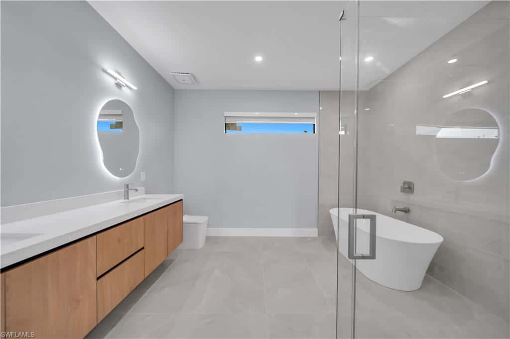 2204 5th Ter, Cape Coral, photo 17
