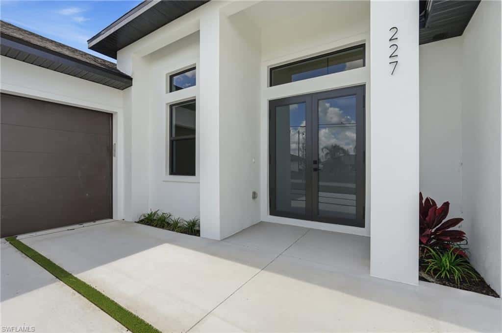 227 15th St, Cape Coral, photo 5