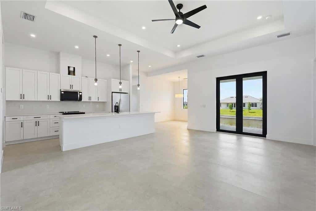 227 15th St, Cape Coral, photo 9