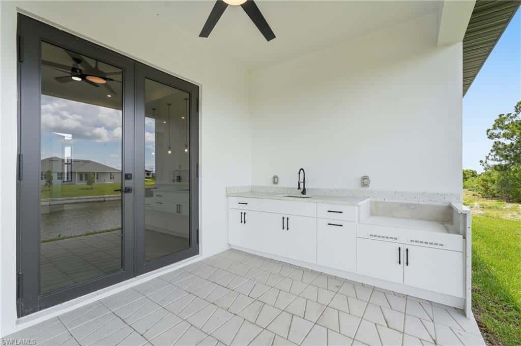 227 15th St, Cape Coral, photo 34