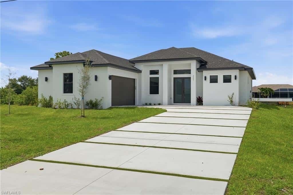 227 15th St, Cape Coral, photo 4