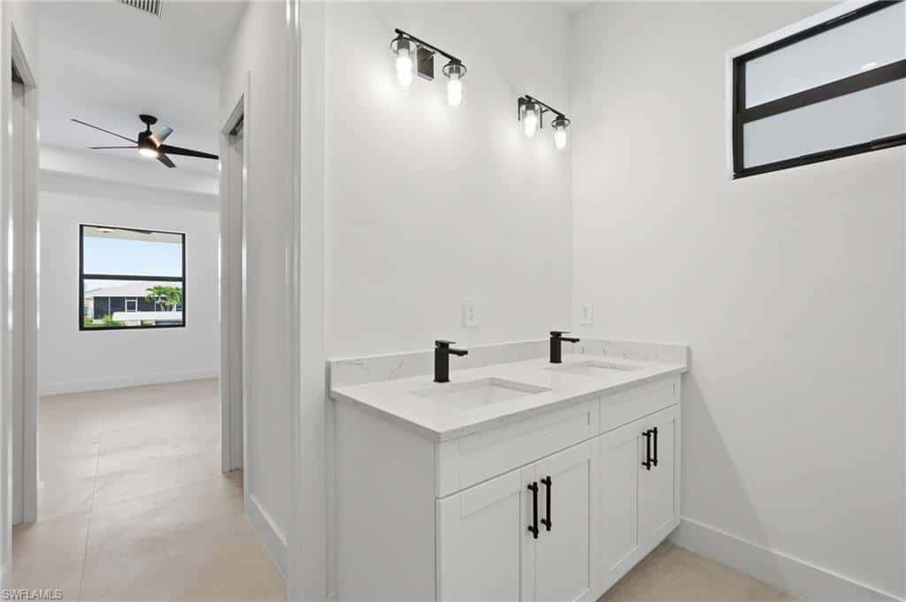 227 15th St, Cape Coral, photo 25