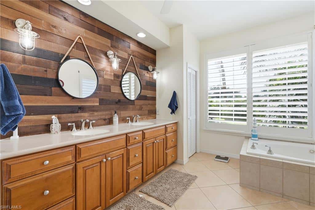 308 Wentworth Ct, Naples, photo 24