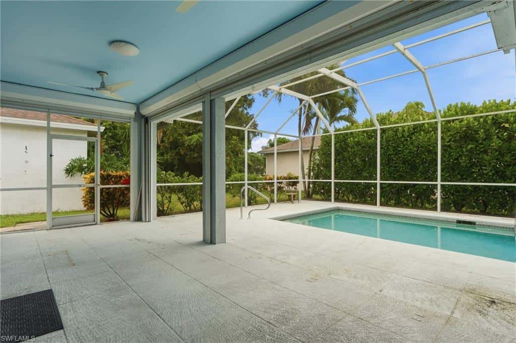 295 Stanhope Cir, Naples, photo 36