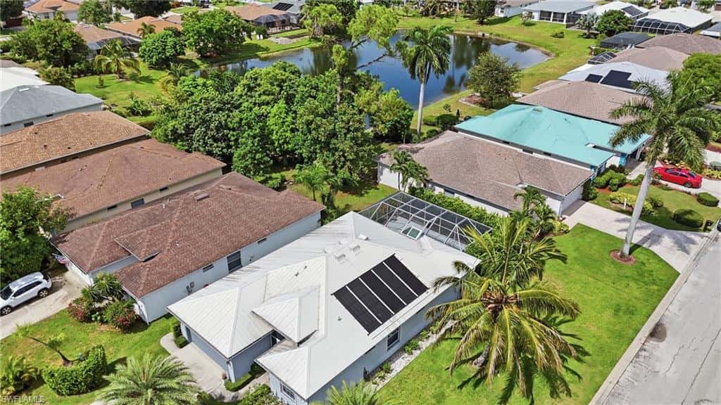 295 Stanhope Cir, Naples, photo 48