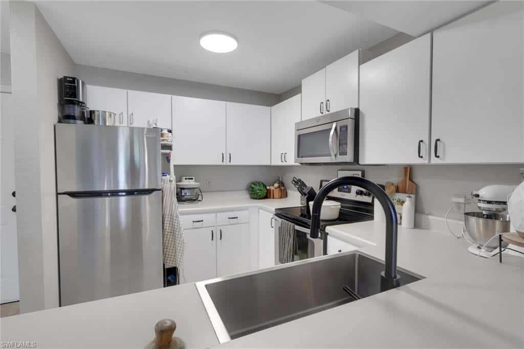 8304 Key Royal Cir #1723, Naples, photo 5