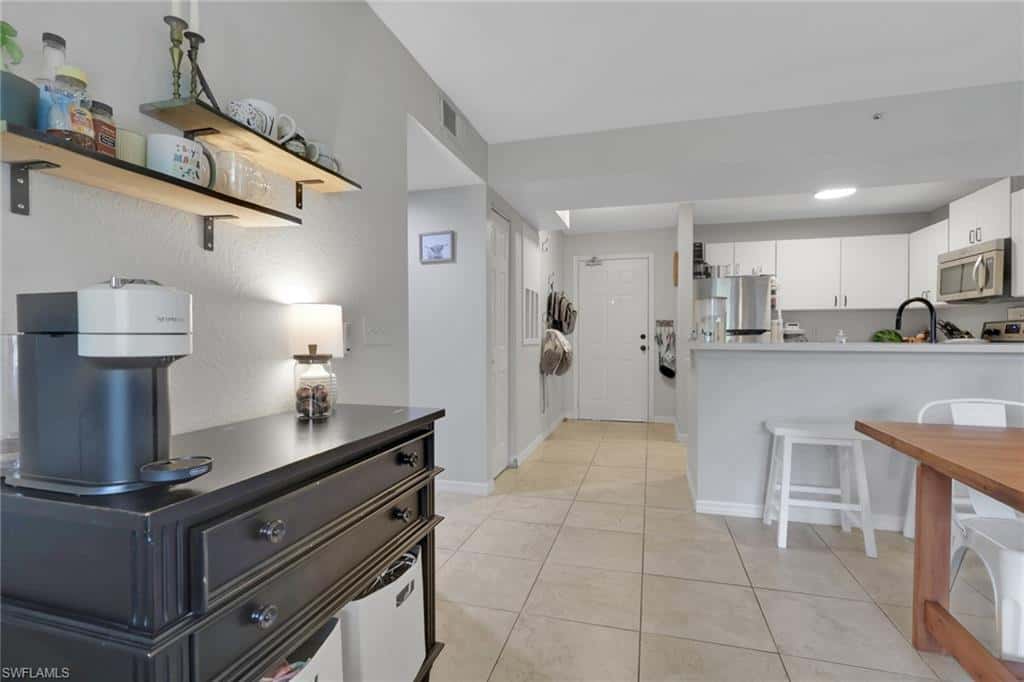 8304 Key Royal Cir #1723, Naples, photo 9