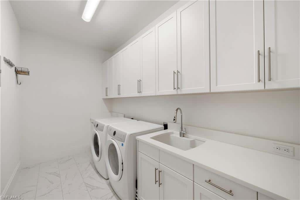 875 6th Ave #304, Naples, photo 26