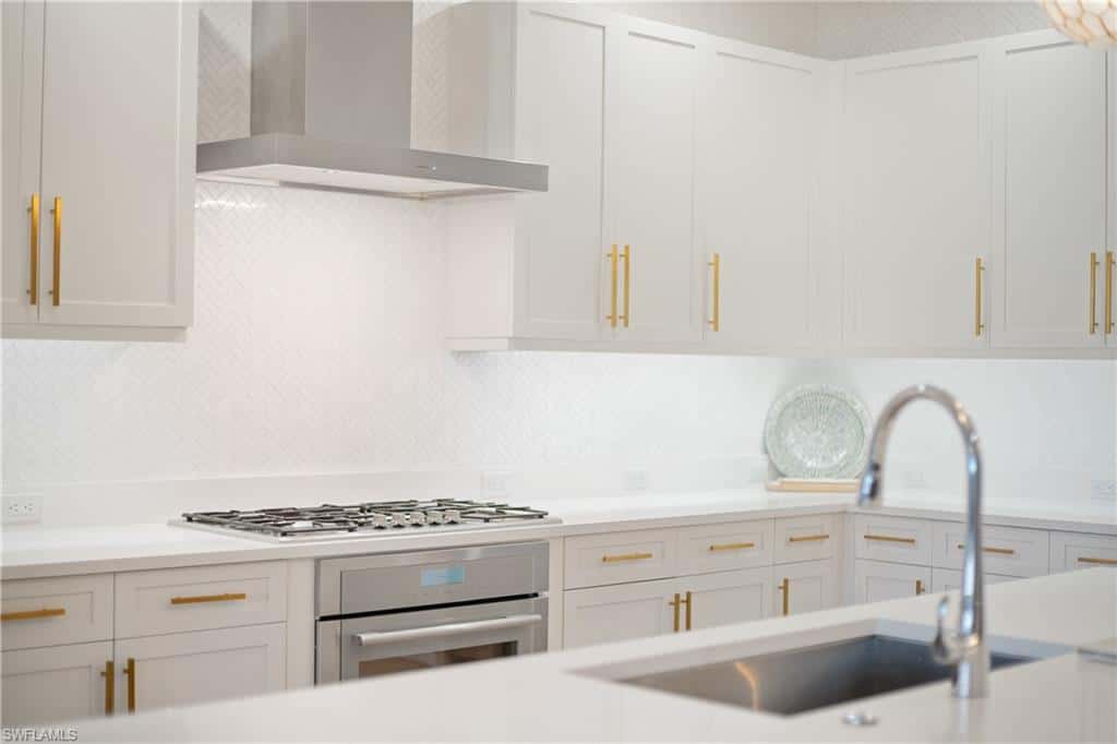 875 6th Ave #304, Naples, photo 9