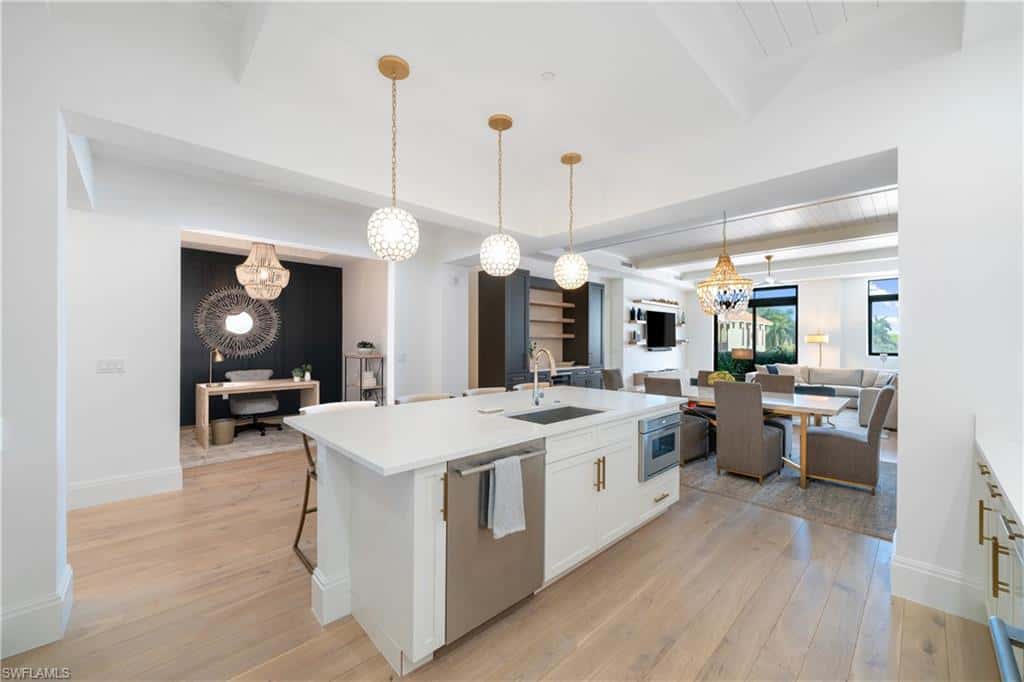875 6th Ave #304, Naples, photo 14