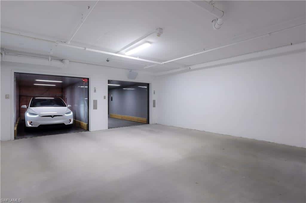 875 6th Ave #304, Naples, photo 39