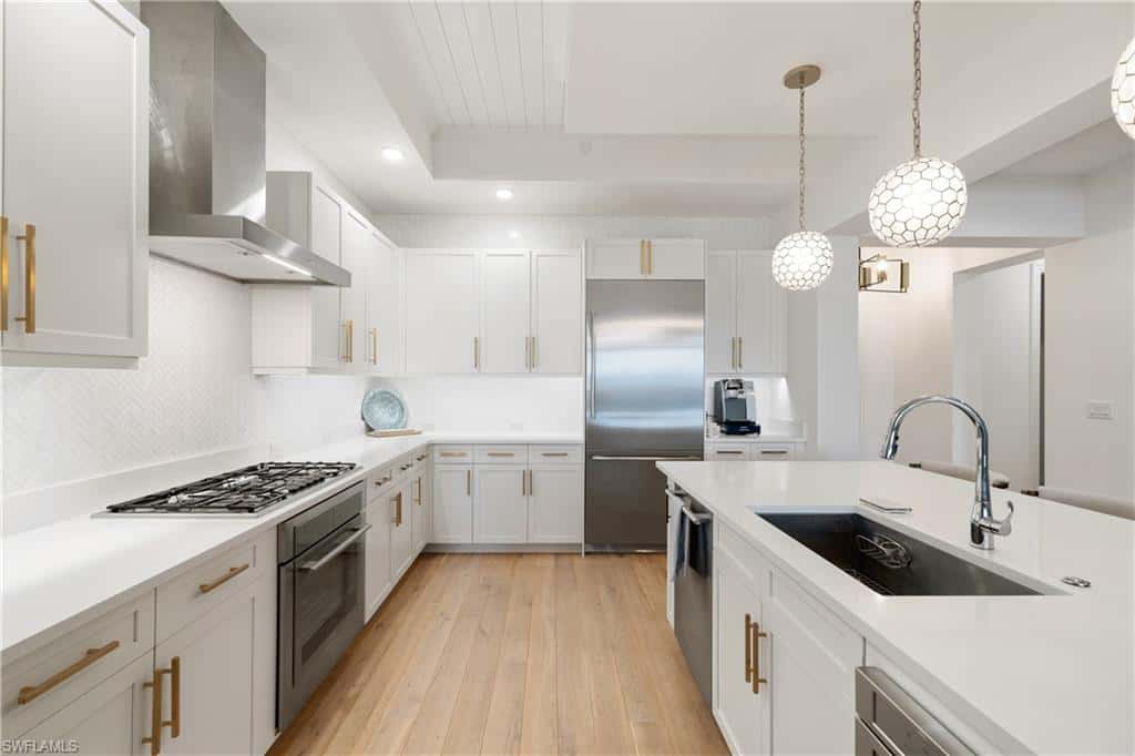 875 6th Ave #304, Naples, photo 8