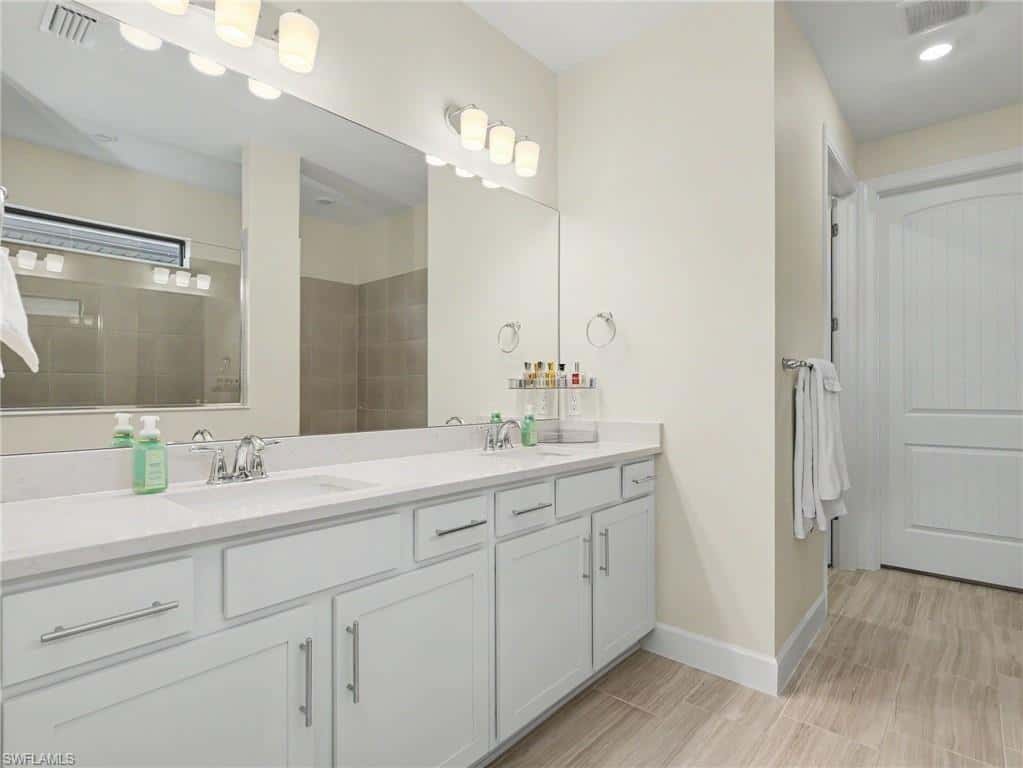 20645 Napa Loop, Estero, photo 10