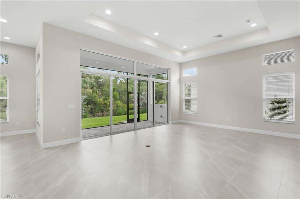 2436 Cambridge Way, Naples, photo 7