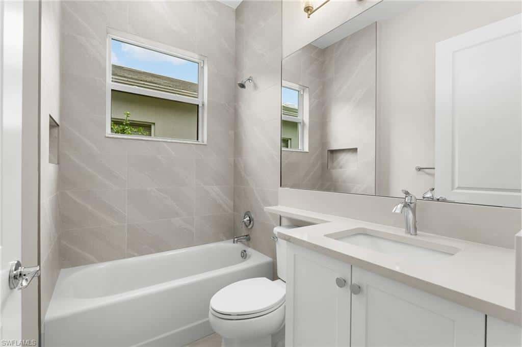 2436 Cambridge Way, Naples, photo 20