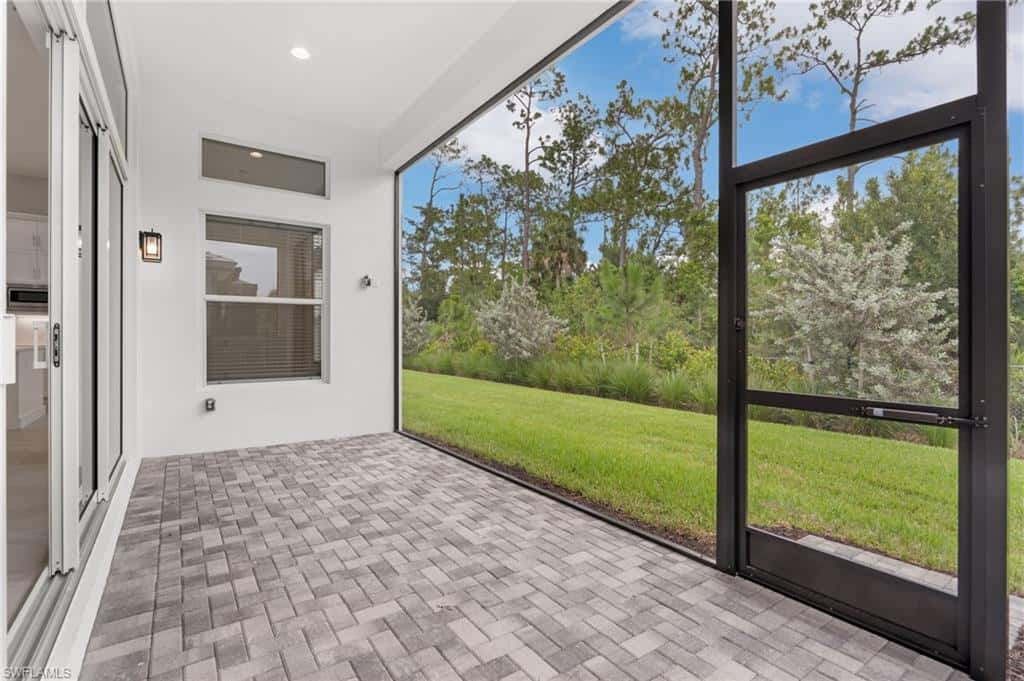 2436 Cambridge Way, Naples, photo 9
