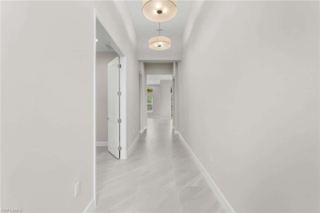 2436 Cambridge Way, Naples, photo 10