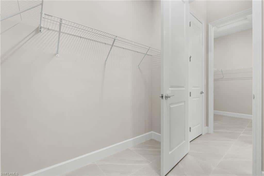 2436 Cambridge Way, Naples, photo 15