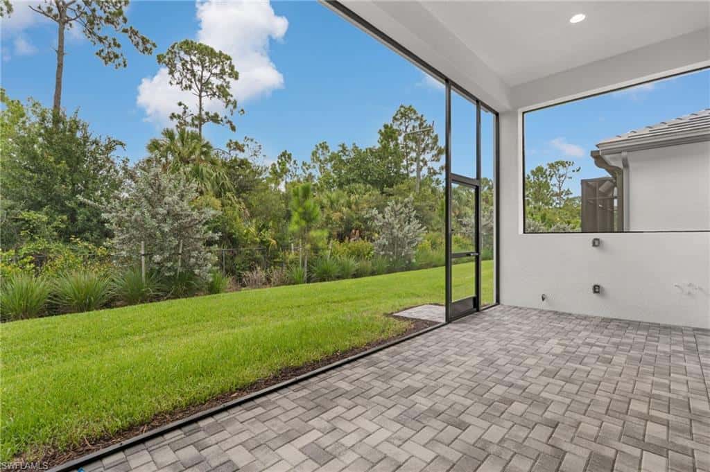 2436 Cambridge Way, Naples, photo 8