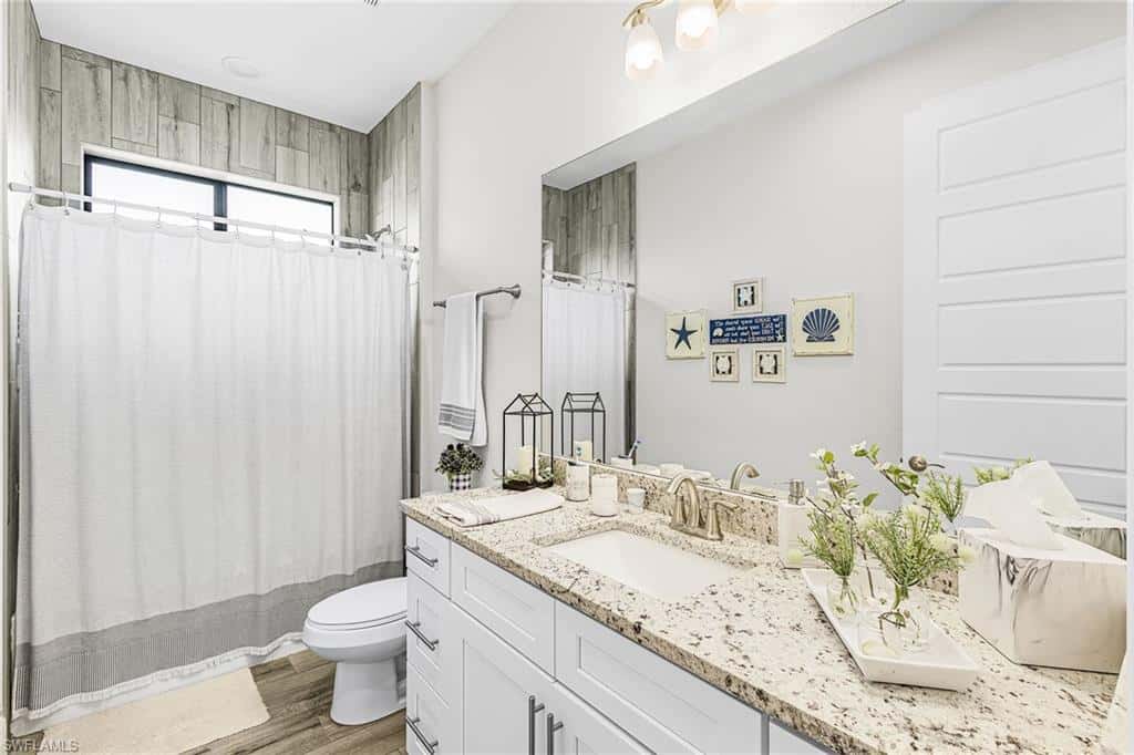 3306 3rd Ter, Cape Coral, photo 13