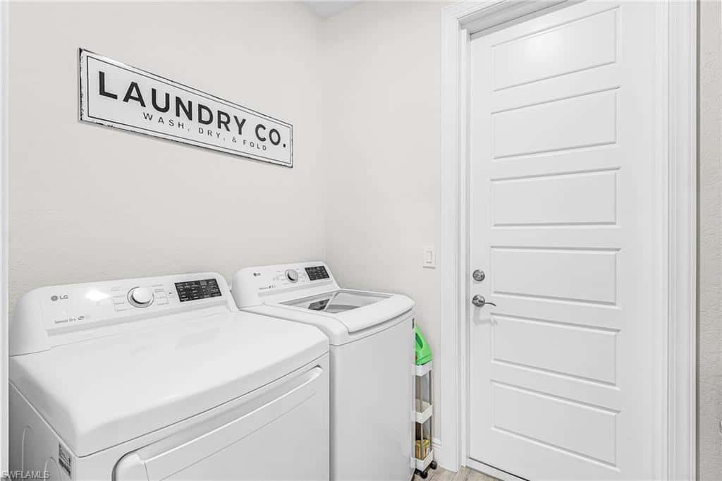 3306 3rd Ter, Cape Coral, photo 9