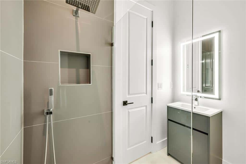 1905 29th Ter, Cape Coral, photo 23