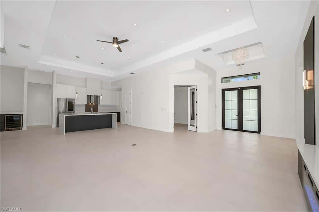 1905 29th Ter, Cape Coral, photo 6