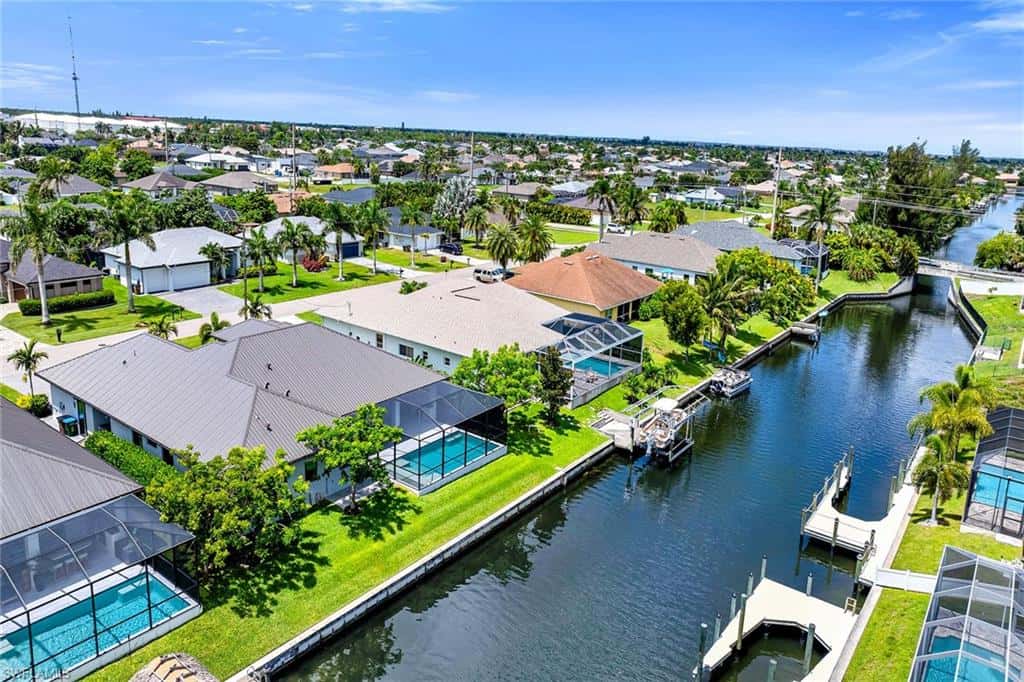 1905 29th Ter, Cape Coral, photo 48