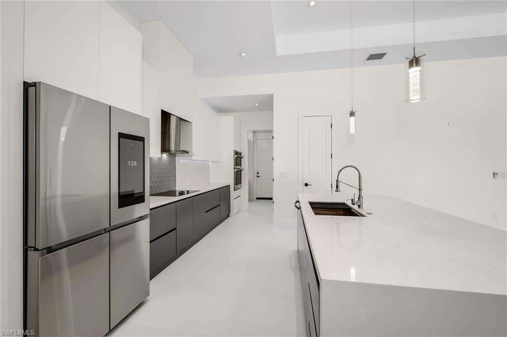 1905 29th Ter, Cape Coral, photo 11