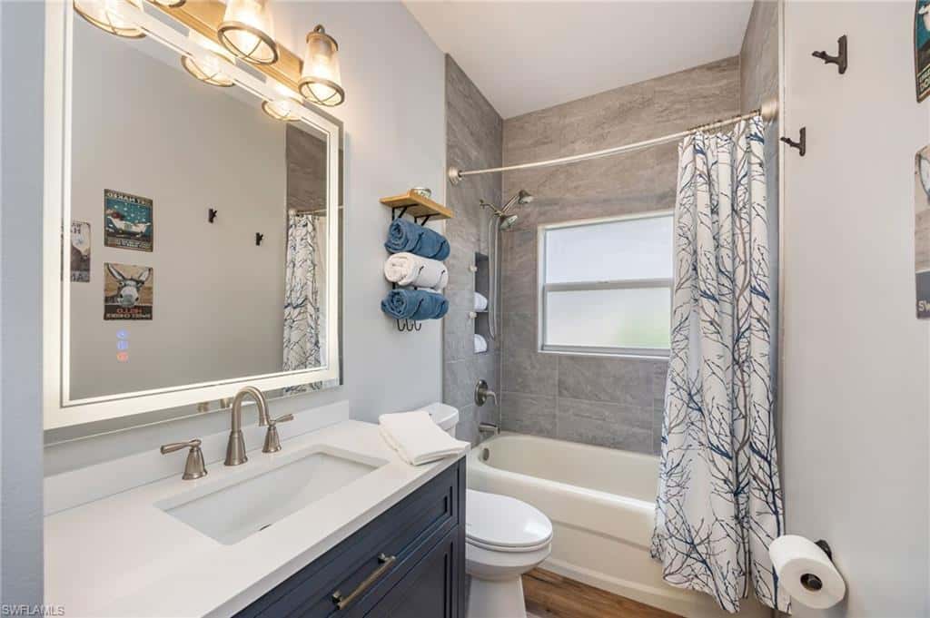 219 Glen Eagle Cir, Naples, photo 15