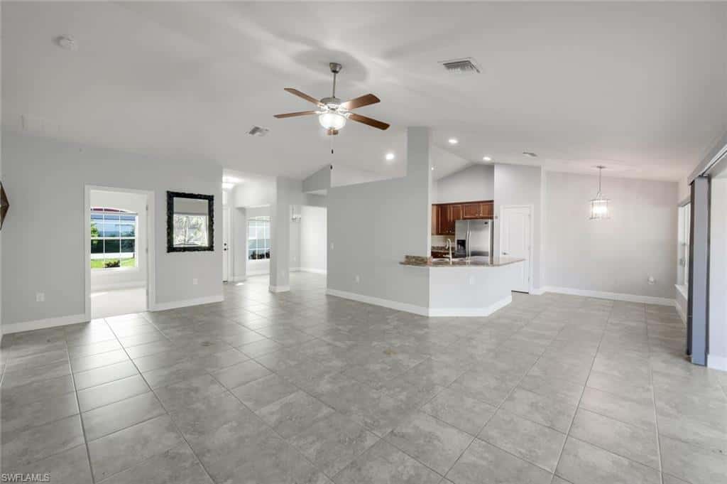 455 Bowman Ter, Port Charlotte, photo 6